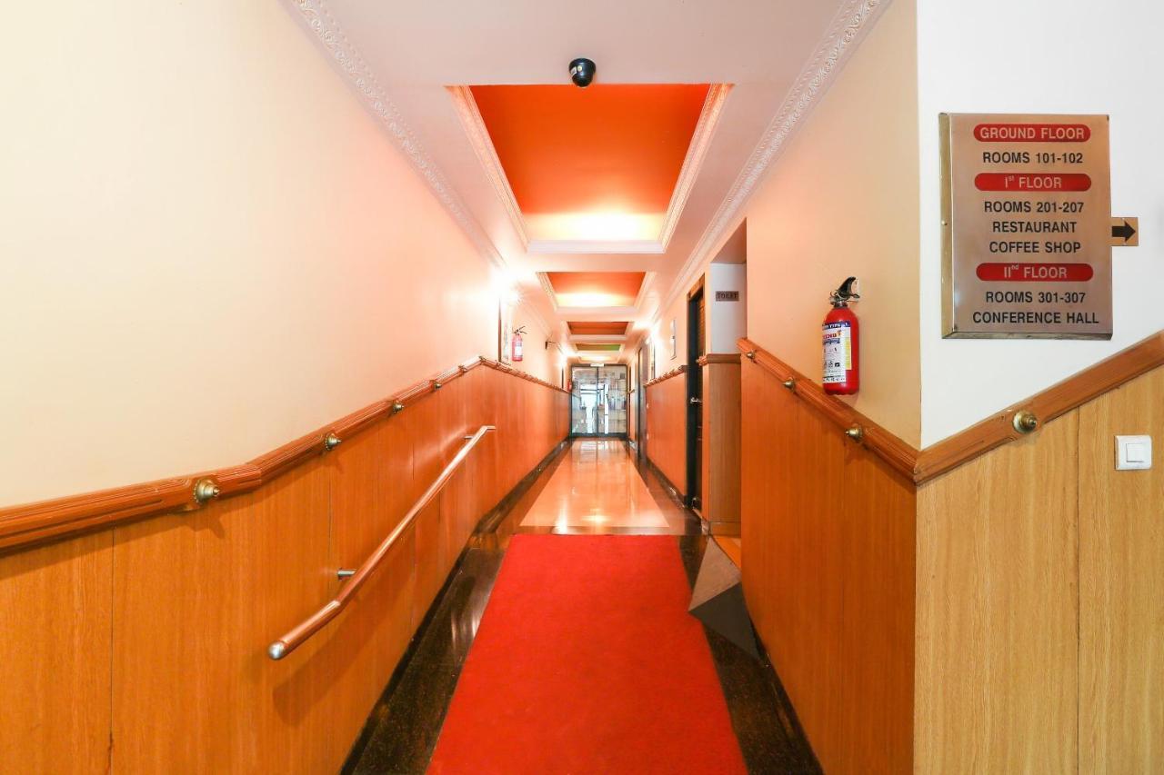 Capital O 72337 Hotel Konkan Tadka Мумбаї Екстер'єр фото