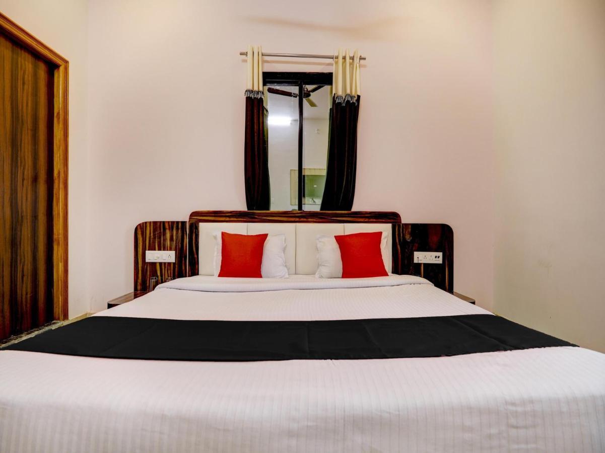 Capital O 72337 Hotel Konkan Tadka Мумбаї Екстер'єр фото